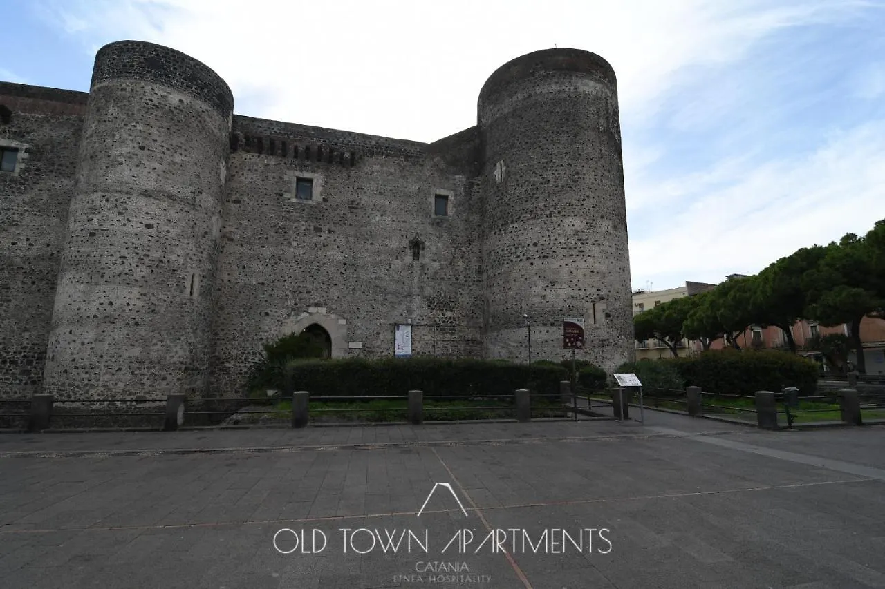 Old Town Apartments Catane 0*,